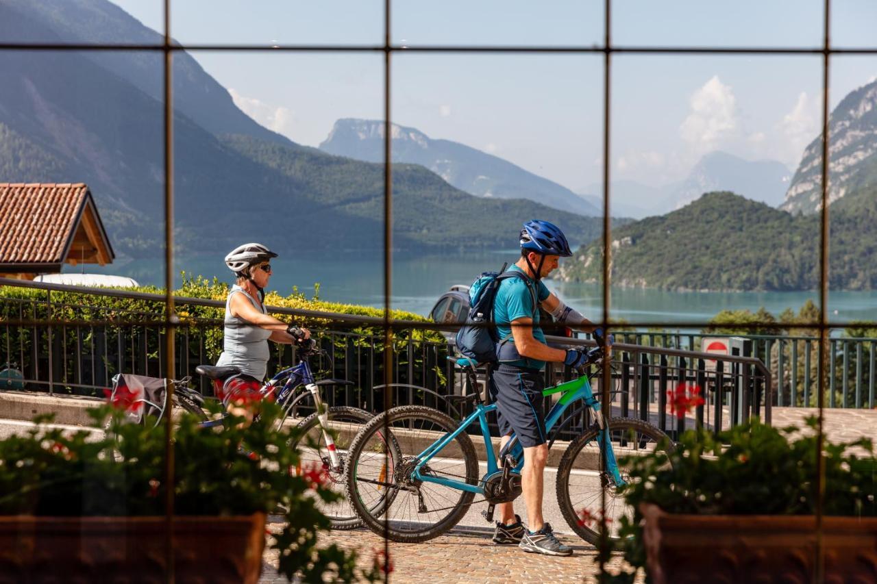 Hotel Lory - Molveno - Dolomiti Kültér fotó