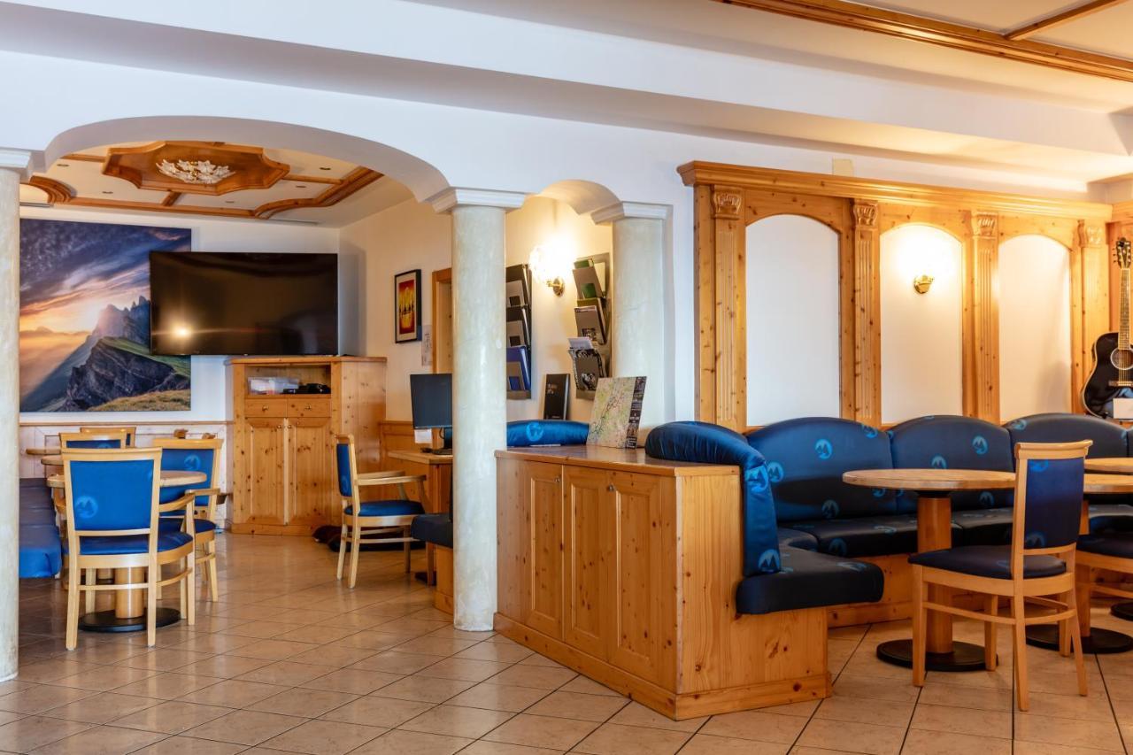 Hotel Lory - Molveno - Dolomiti Kültér fotó