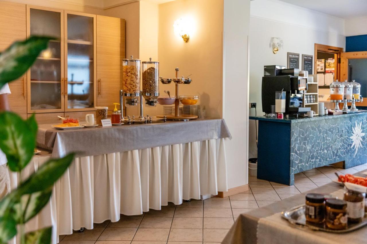 Hotel Lory - Molveno - Dolomiti Kültér fotó