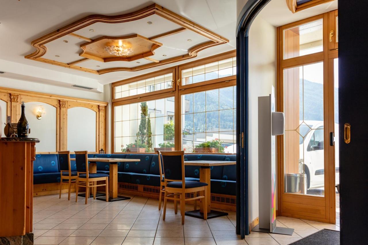 Hotel Lory - Molveno - Dolomiti Kültér fotó
