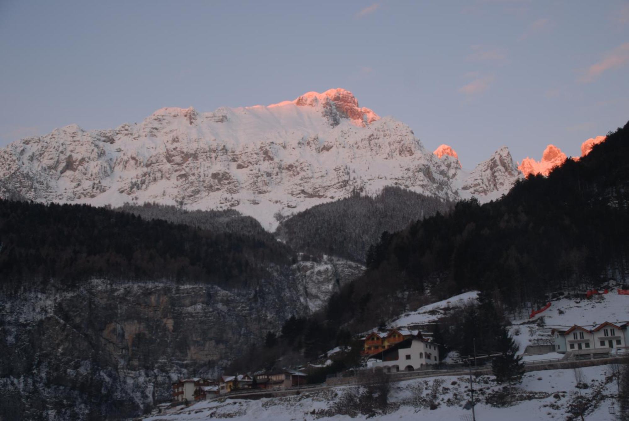 Hotel Lory - Molveno - Dolomiti Kültér fotó