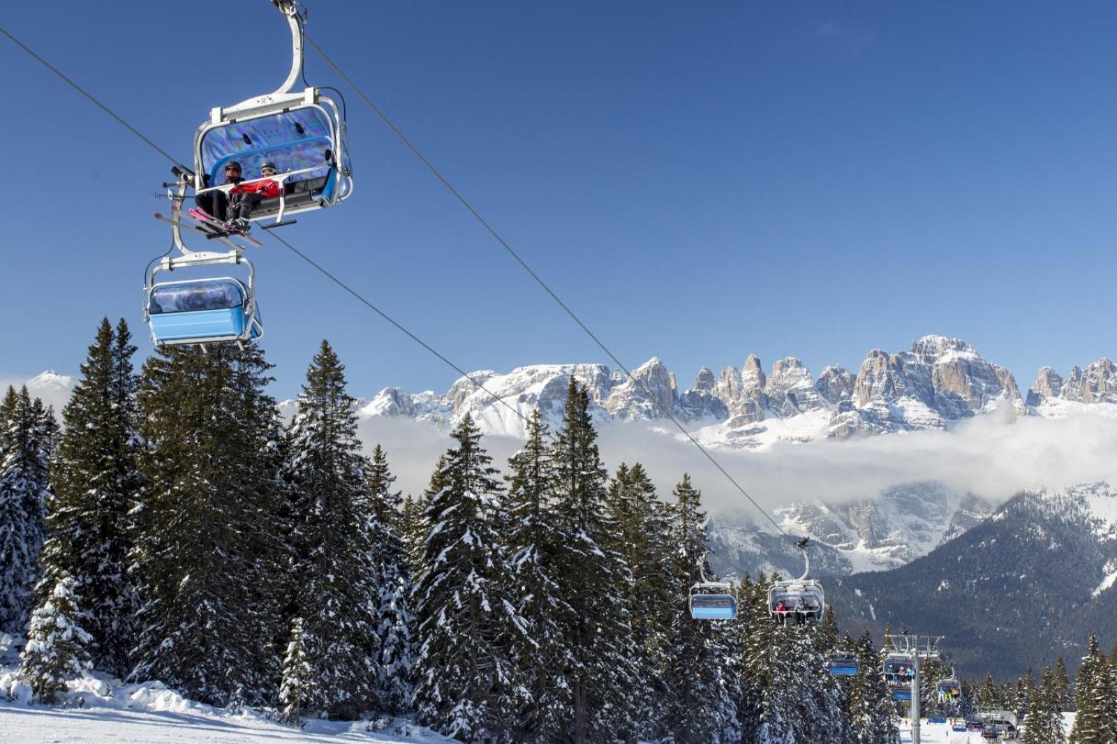 Hotel Lory - Molveno - Dolomiti Kültér fotó